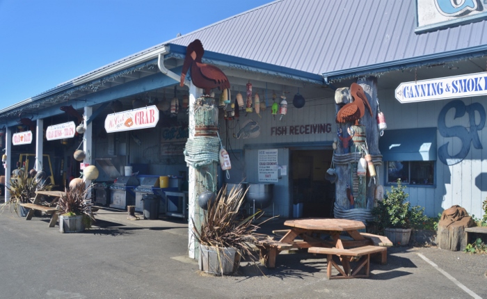souvenir shops at the harbor